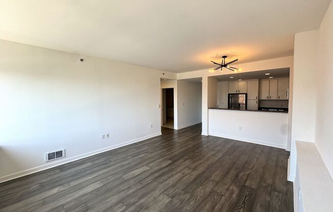 260 King St