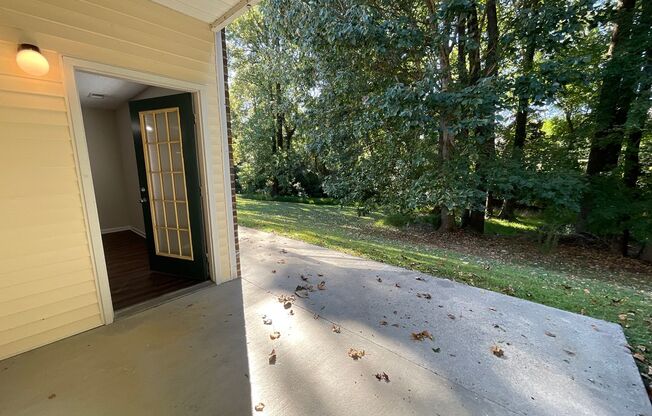 2 beds, 2 baths, 1,190 sqft, $1,550, Unit 2708-3 - Remodel