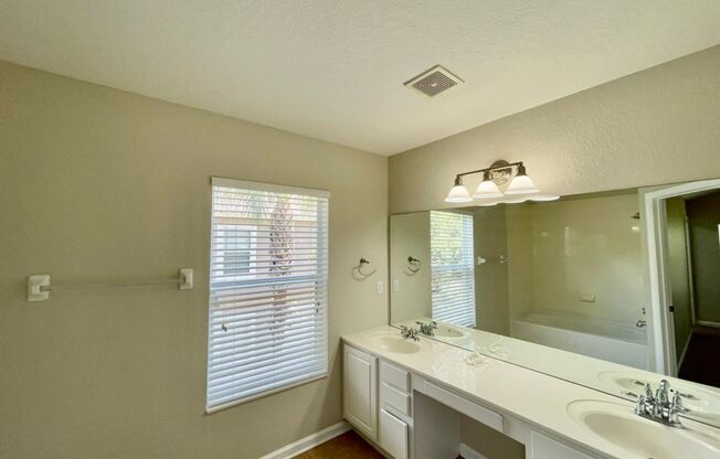 3 beds, 2.5 baths, $2,150