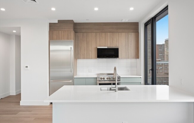 1 bed, 1 bath, $3,995, Unit 5C