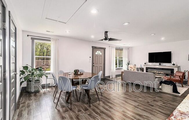 4076 CANBY LN