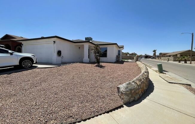 Charming East Side Gem – Prime Location Near Loop 375!