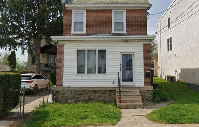 Stunning 3-Bedroom Townhome in the Heart of Manayunk! Available NOW!