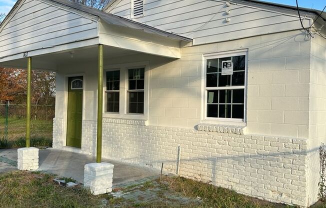 One Month's Free Rent! Charming 3 bedroom home available!  | Section 8 Accepted! |