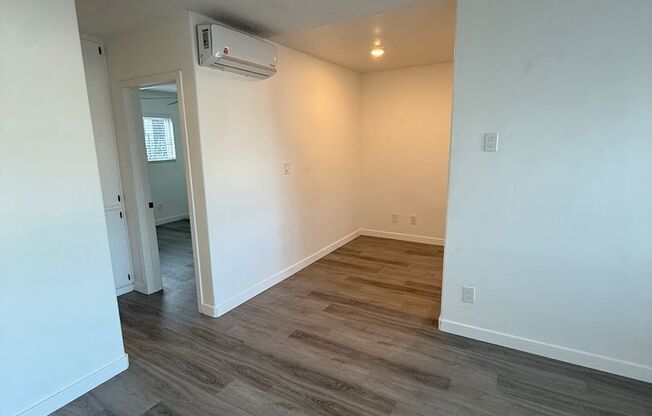 1 bed, 1 bath, 450 sqft, $2,395, Unit 30