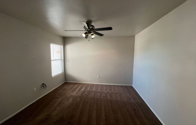 3 beds, 2 baths, $1,710, Unit # 2072