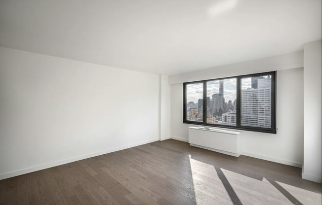 4 beds, 3 baths, $23,995, Unit 27F1