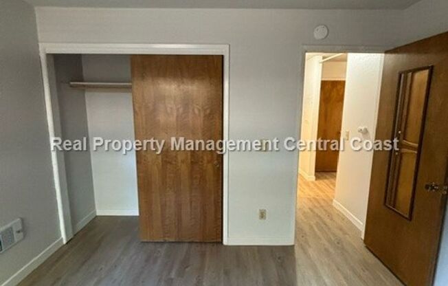 2 beds, 1 bath, $2,100