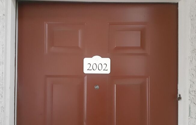 3 beds, 2 baths, 1,076 sqft, $2,250, Unit 2002