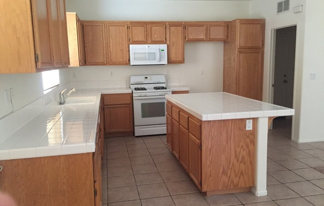 3 beds, 2 baths, $2,400