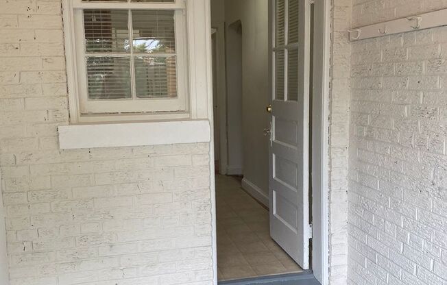 2 beds, 1 bath, 755 sqft, $1,895, Unit 416 #3