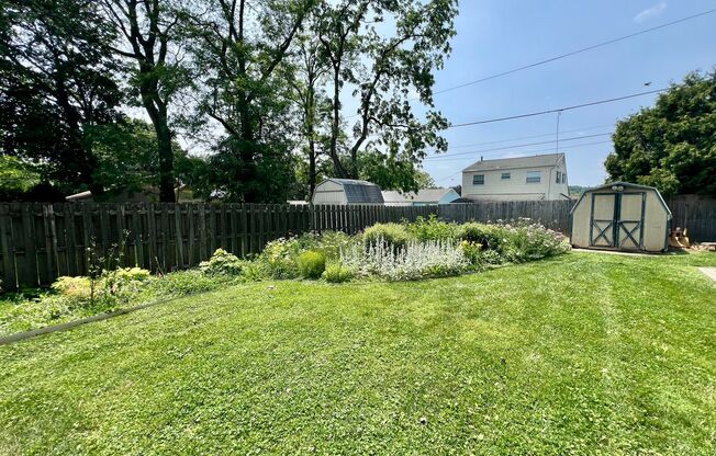 Stunning 3-Bedroom Single Family Home in Glenside! Available NOW!