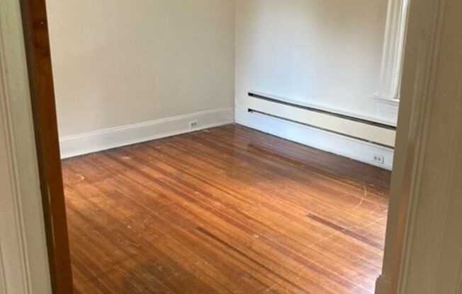 1 bed, 1 bath, 550 sqft, $899, Unit 512/15