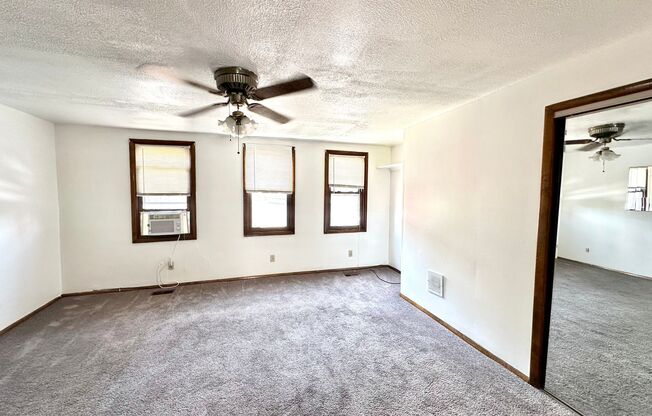 Updated 1 Bed, 1 Bath First Floor Unit in South Side - Private Entrance, Laundry in Basement - Available July 1!