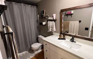 715 S Webster Ave #9