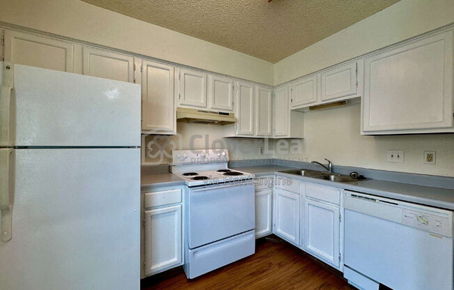 2 beds, 1 bath, 772 sqft, $797