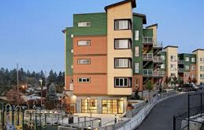 Broadway Vantage Apartments
