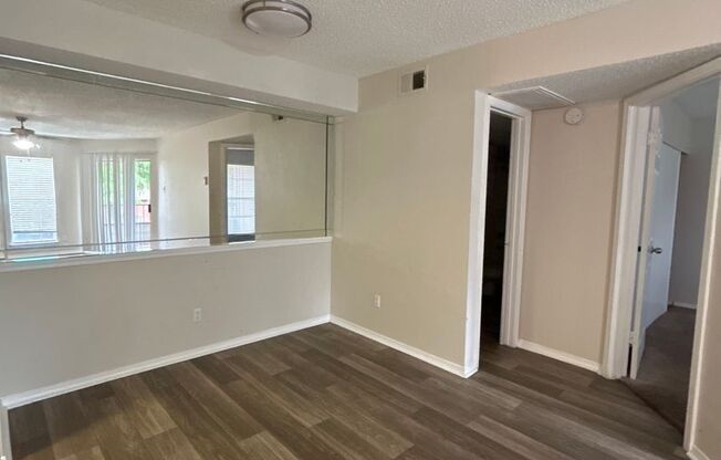 1 bed, 1 bath, $1,318, Unit 825