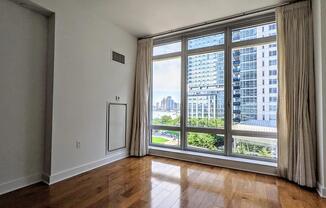 Studio, 1 bath, 640 sqft, $4,395, Unit 4-W