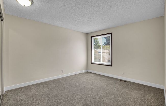 2 beds, 1.5 baths, 1,050 sqft, $2,049, Unit 214-772A