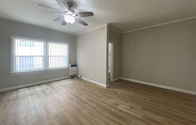 Studio, 1 bath, 400 sqft, $1,250