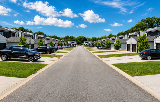 3 beds, 2.5 baths, 1,366 sqft, $1,499, Unit 1320