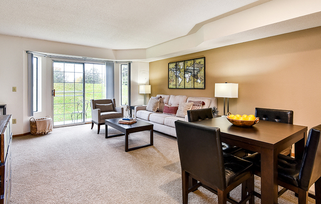 Birch Lake Townhomes - Dining and Living Room
