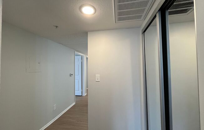 2 beds, 1.5 baths, 1,150 sqft, $2,548, Unit 218