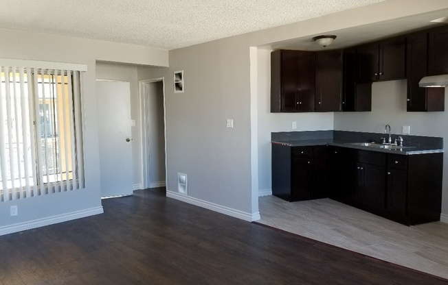 1 bed, 1 bath, 807 sqft, $2,193, Unit 15