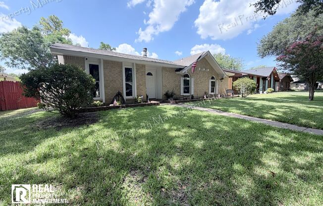 407 IVY WAY