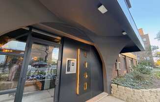 Sheridan Glen Front Entrance