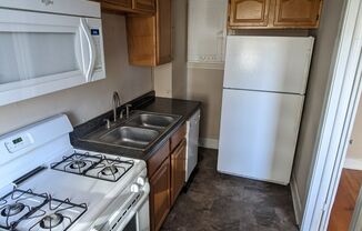 1 bed, 1 bath, 825 sqft, $825, Unit 201