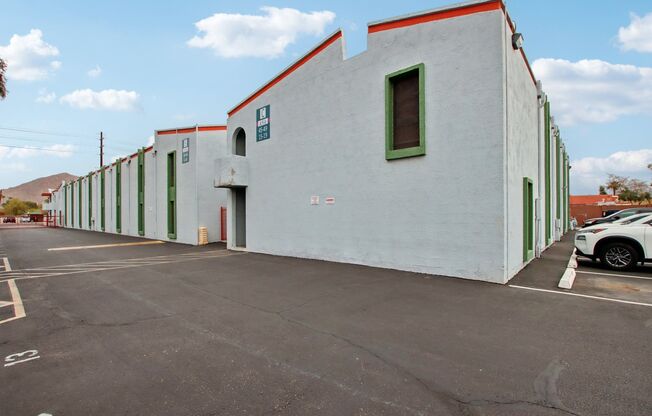 Studio, 1 bath, 400 sqft, $1,099, Unit A03