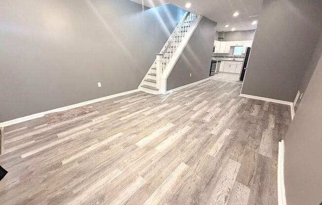 Beautiful 3-Bedroom Townhouse in Port Richmond! Available NOW!