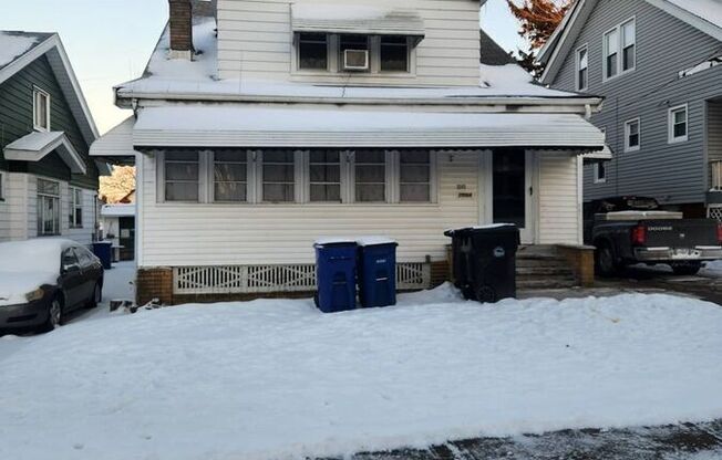 3243 W 115 ST