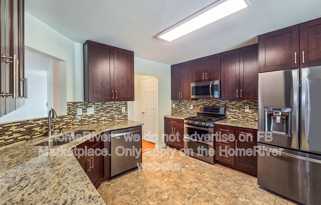 7605 HINMAN CIR