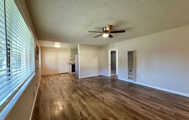 3 beds, 2 baths, 1,500 sqft, $1,925, Unit 4482