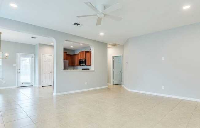 141 LINDEN LN