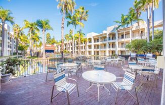 Updated 2 BR- 2 BA in FOUNTAIN VALLEY