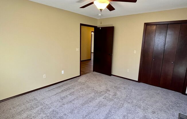 2 beds, 2 baths, $1,495