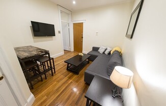 2 beds, 1 bath, $2,750, Unit 5