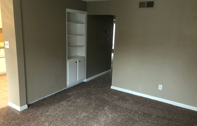 1 bed, 1 bath, 660 sqft, $1,395, Unit 26