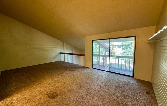 3 beds, 2 baths, $1,850, Unit 2220 N 200 E