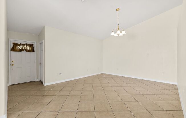 Spacious 3 Bedroom 2 Bath Duplex in Pine Grove neighborhood of Palm Coast