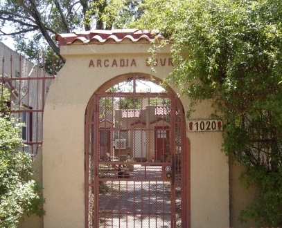 Arcadia Courtyard Apartments