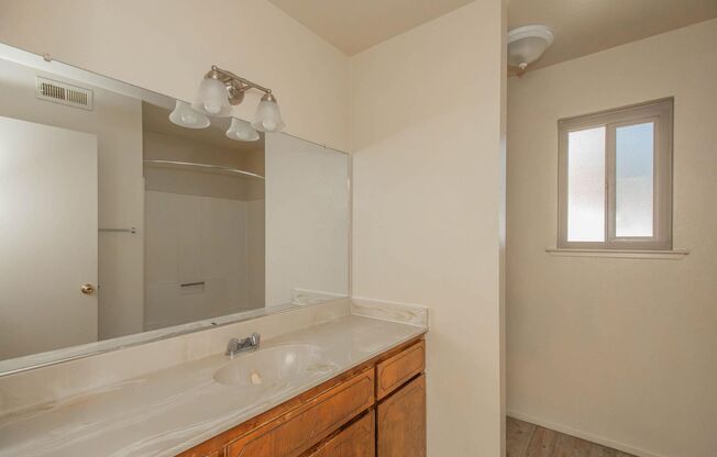 2 beds, 2 baths, 1,200 sqft, $1,755, Unit G1054