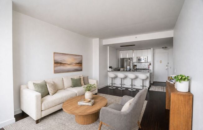 1 bed, 1 bath, 706 sqft, $4,795, Unit 22G