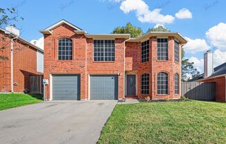 Move-In Special! Charming, 2-Story, 3/2.5/2 with Game Room in Lewisville!