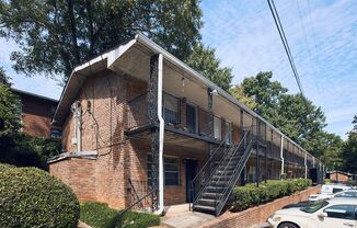 Lenox Hills Apartements