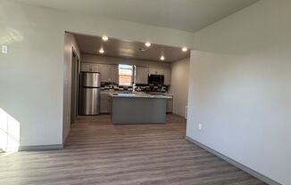 2 beds, 1 bath, $1,195